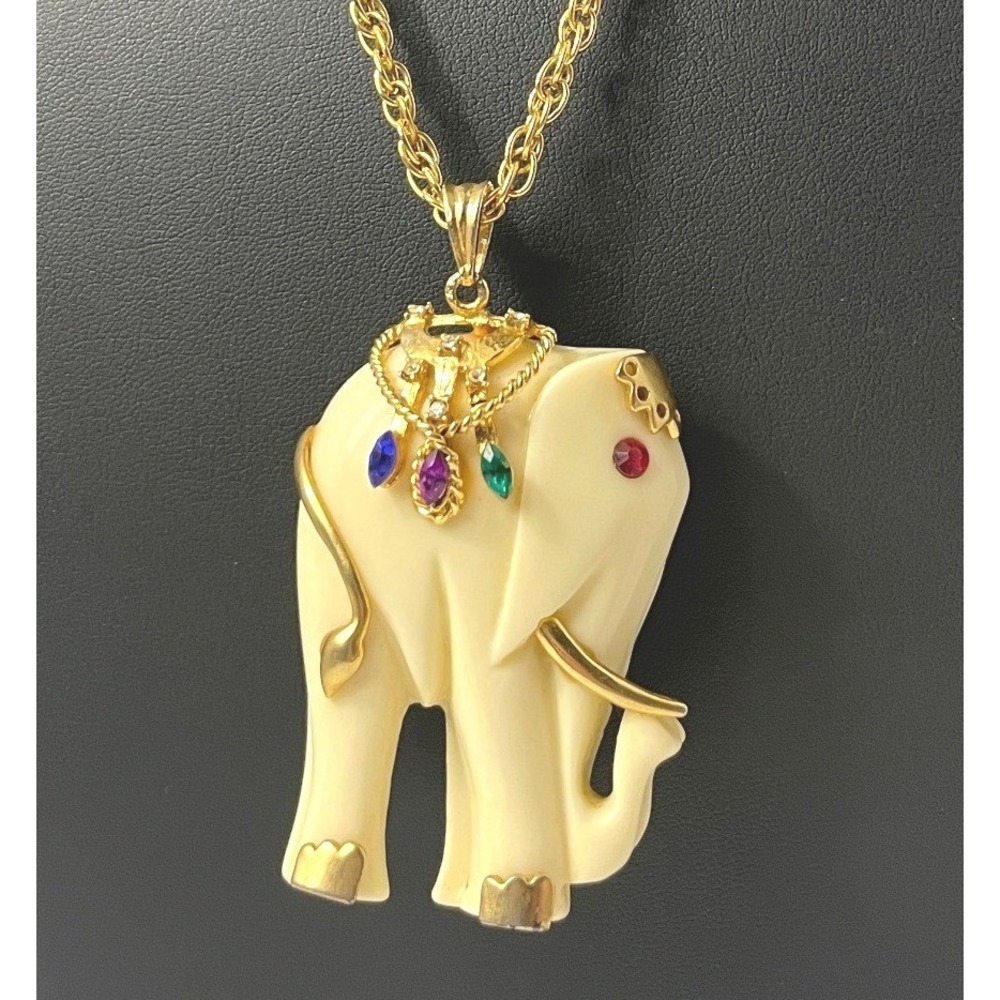 Vintage Elephant Pendant Necklace Rhinestone Gold Tone Chain 18" - Picture 2 of 14